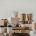 Requiere personal para empacado de productos descartables